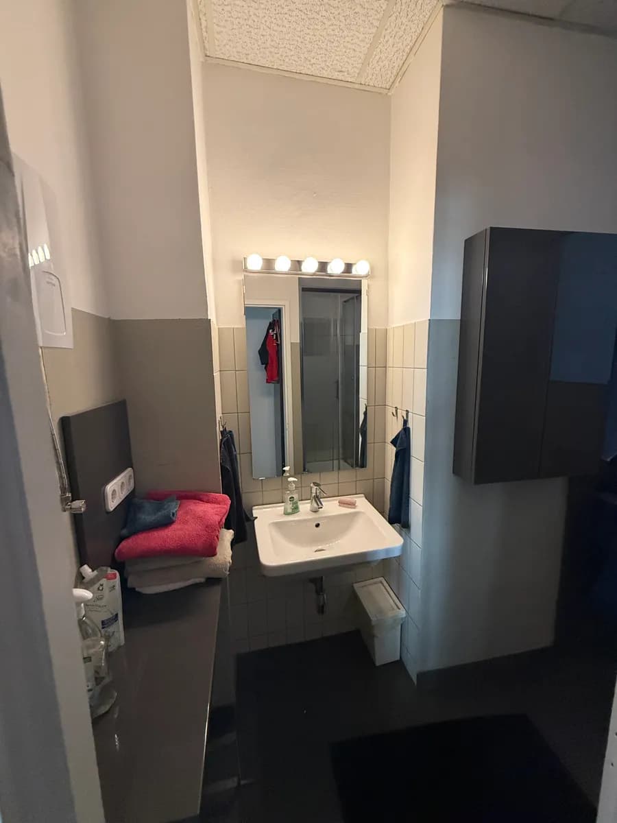 1-Zimmer-Gewerbeimmobilie mieten in Wien – 12 m², € 500 – Bild 11 von 12