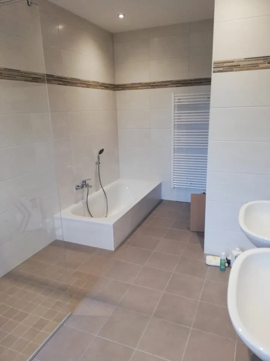 5-Zimmer-Wohnung mieten in Mattersburg – 155 m², € 1.830 – Bild 8 von 11
