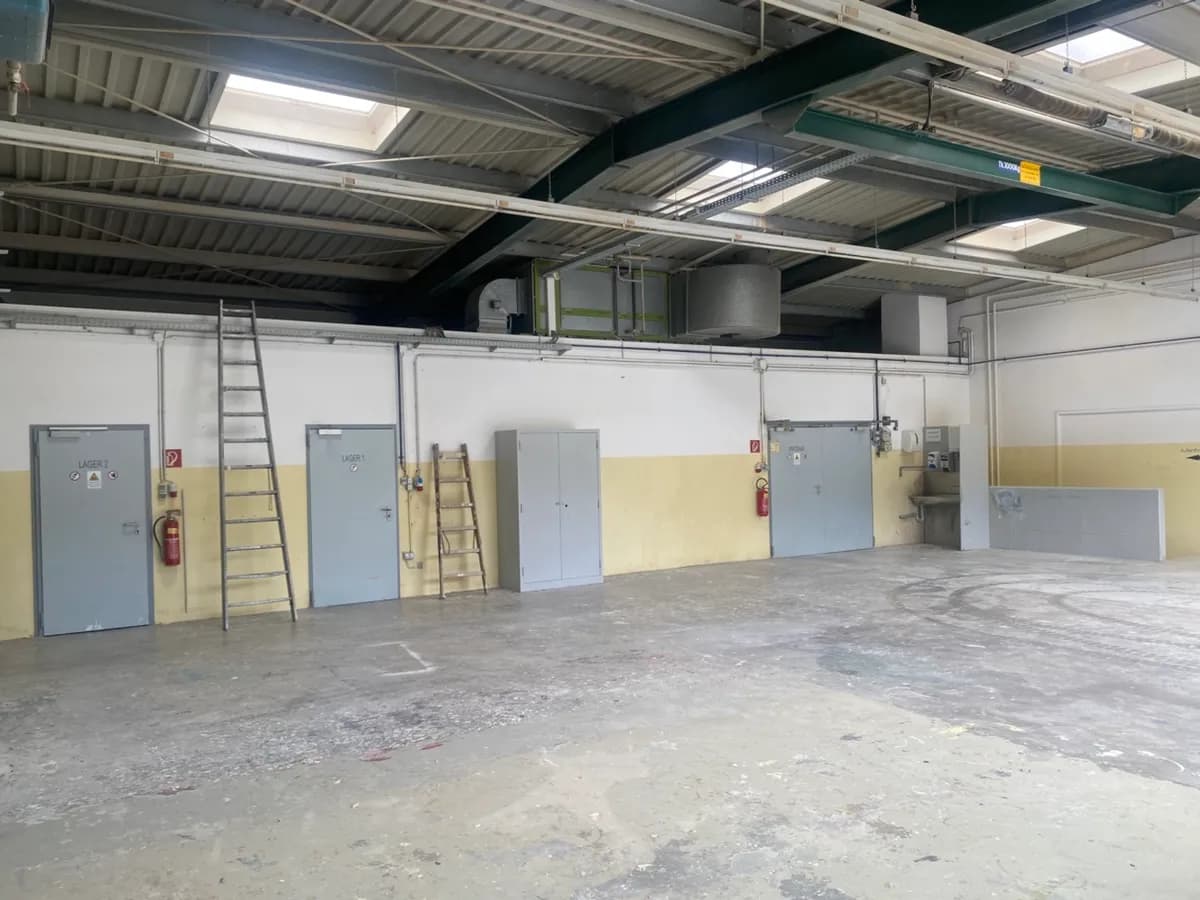 Gewerbeimmobilie mieten in Neunkirchen – 650 m², € 2.500 – Bild 8 von 18