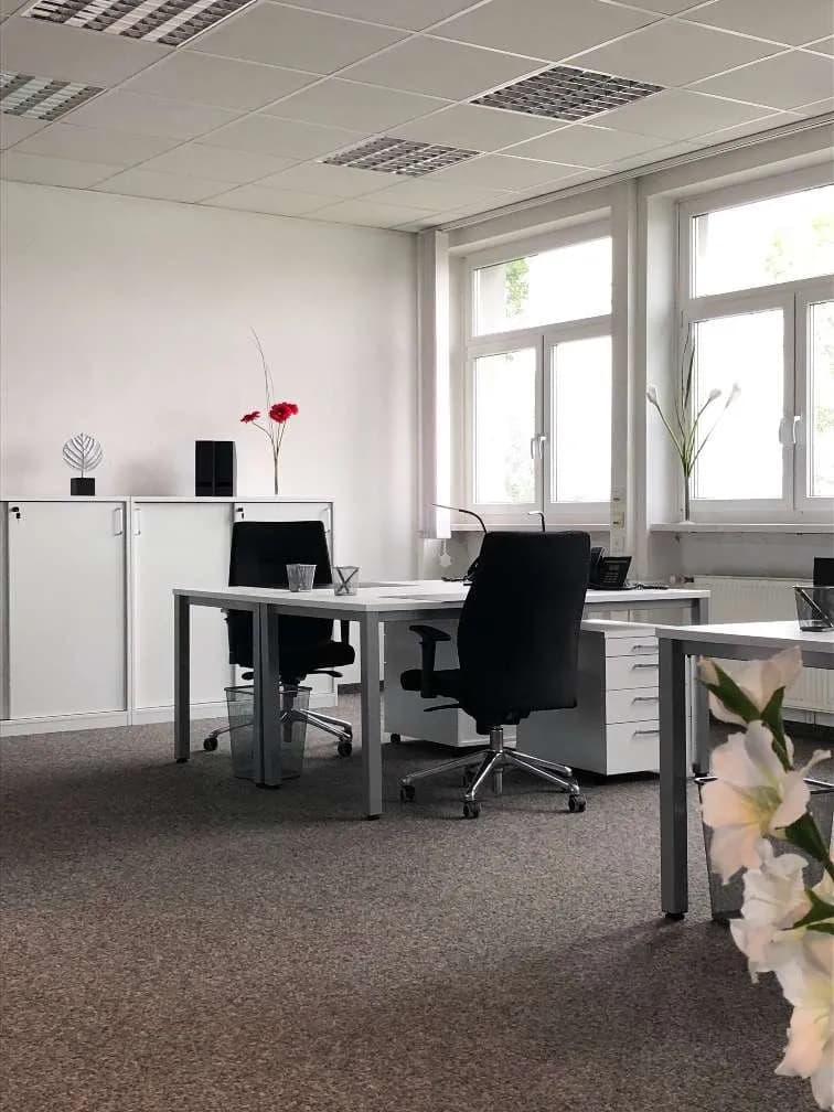 Gewerbeimmobilie mieten in Wiener Neustadt – 920 m², € 8.561 – Bild 10 von 14