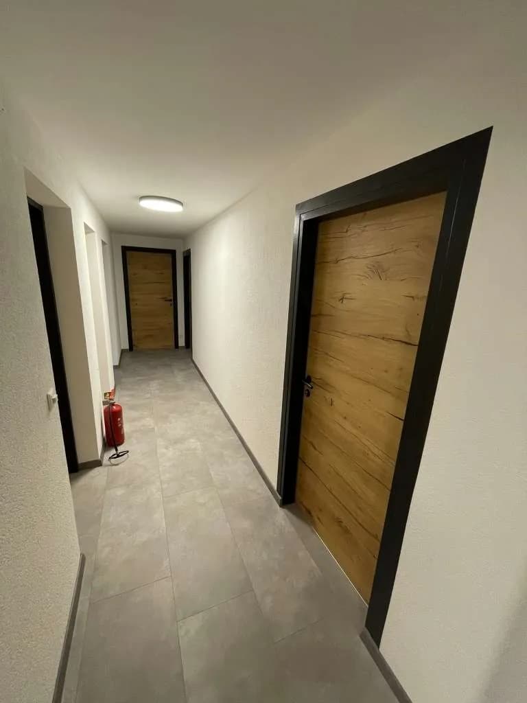 1-Zimmer-Gewerbeimmobilie mieten in Wels-Land – 18 m², € 14 – Bild 7 von 17
