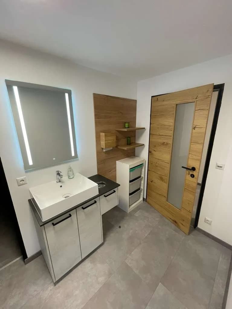 1-Zimmer-Gewerbeimmobilie mieten in Wels-Land – 18 m², € 14 – Bild 9 von 17