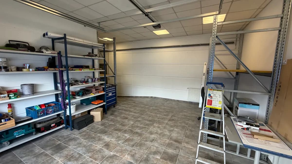 2-Zimmer-Gewerbeimmobilie mieten in Oberwart – 65 m², € 397 – Bild 12 von 15