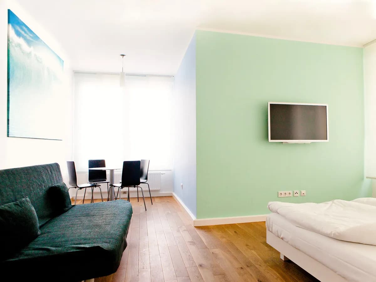 1-Zimmer-Wohnung mieten in Wien – 41 m², € 980 – Bild 1 von 4