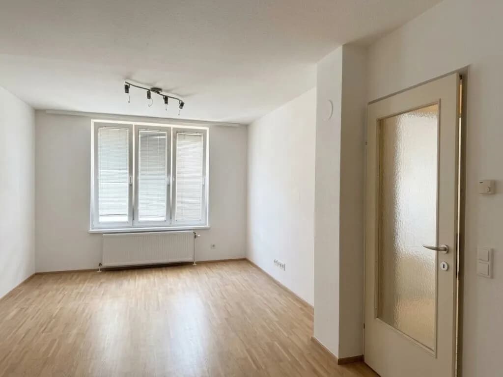 2-Zimmer-Wohnung mieten in Wien – 44 m², € 815 – Bild 1 von 8