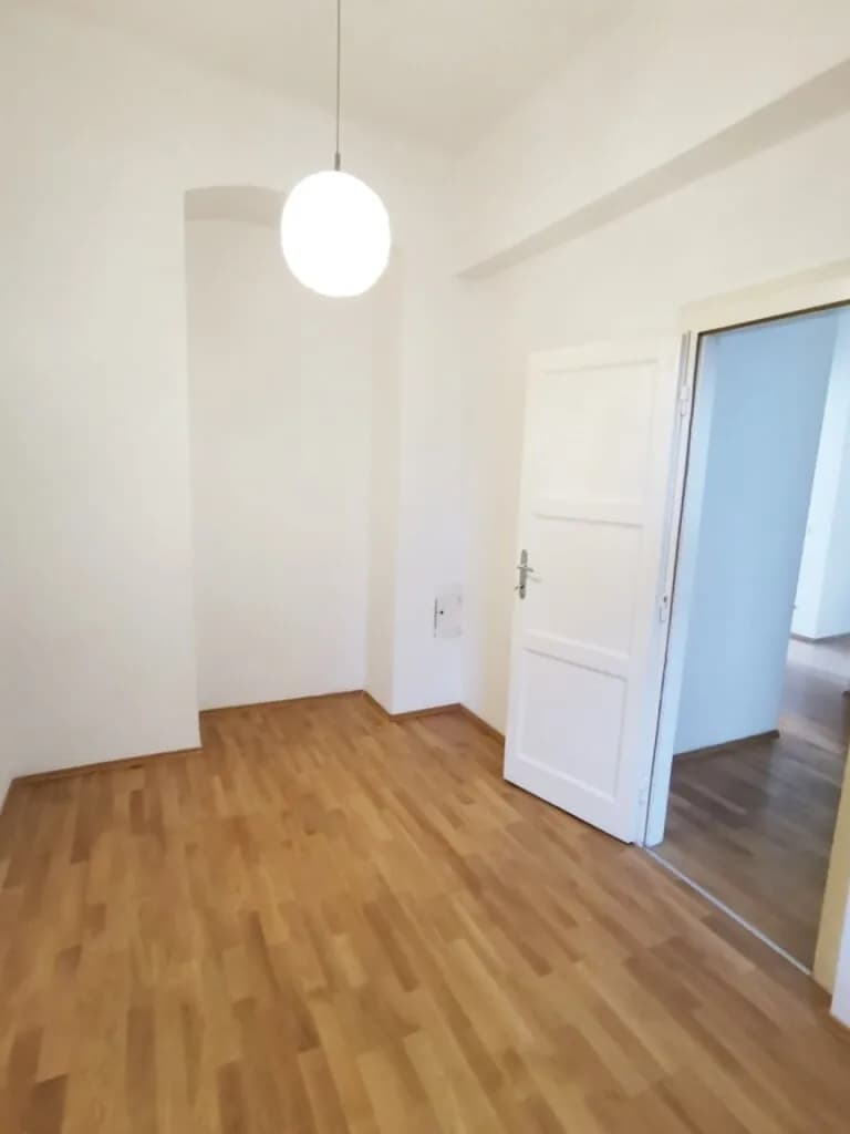 2-Zimmer-Wohnung mieten in Wien – 81,92 m², € 975 – Bild 5 von 16