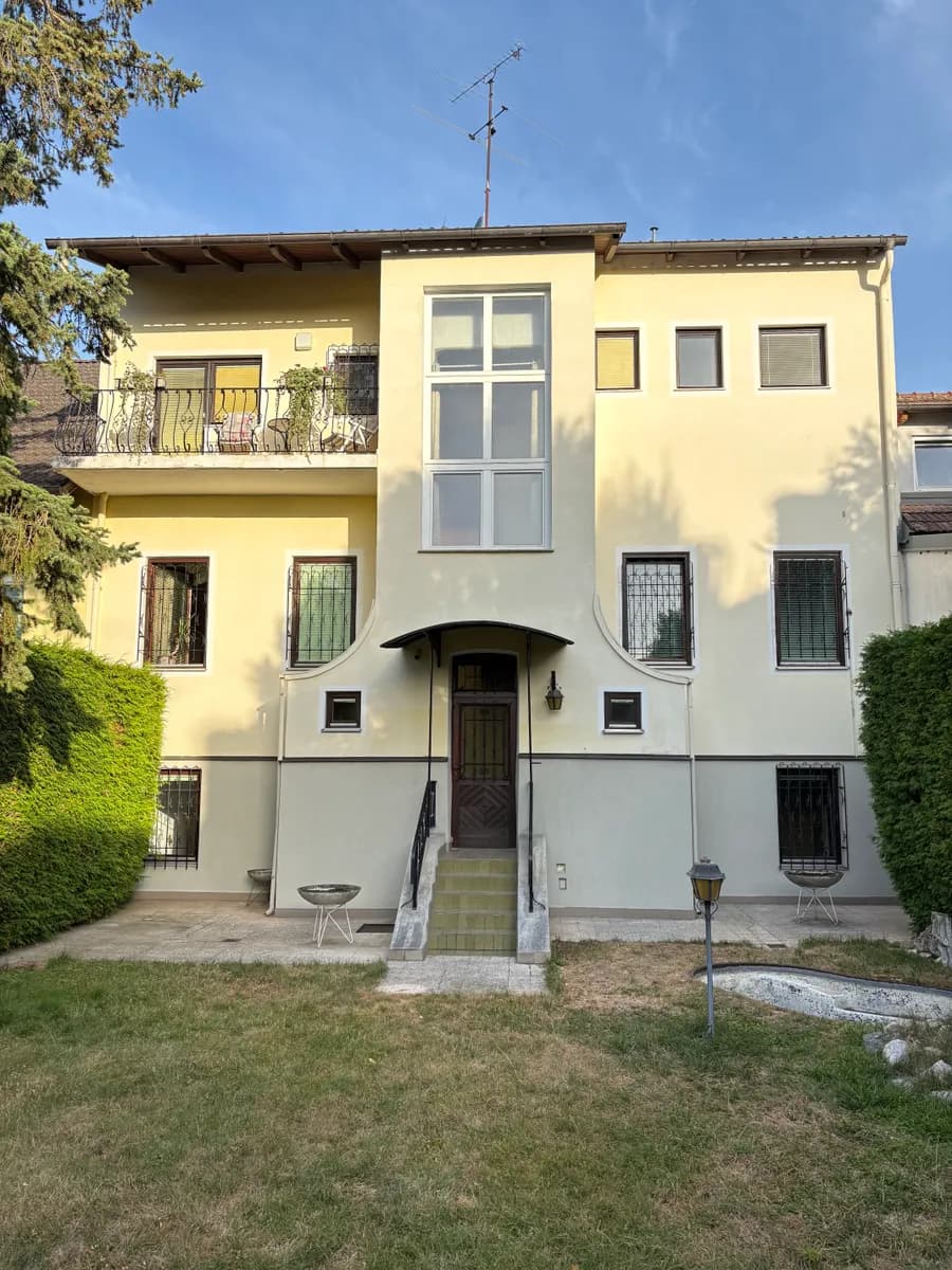 6-Zimmer-Haus kaufen in Hollabrunn – 196 m², € 419.000 – Bild 2 von 11