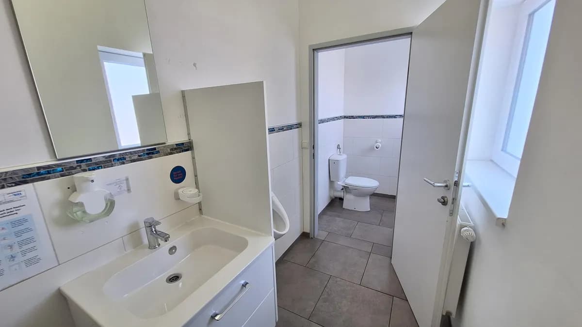 Immobilie kaufen in Linz Land – 1 654 m² – Bild 17 von 18