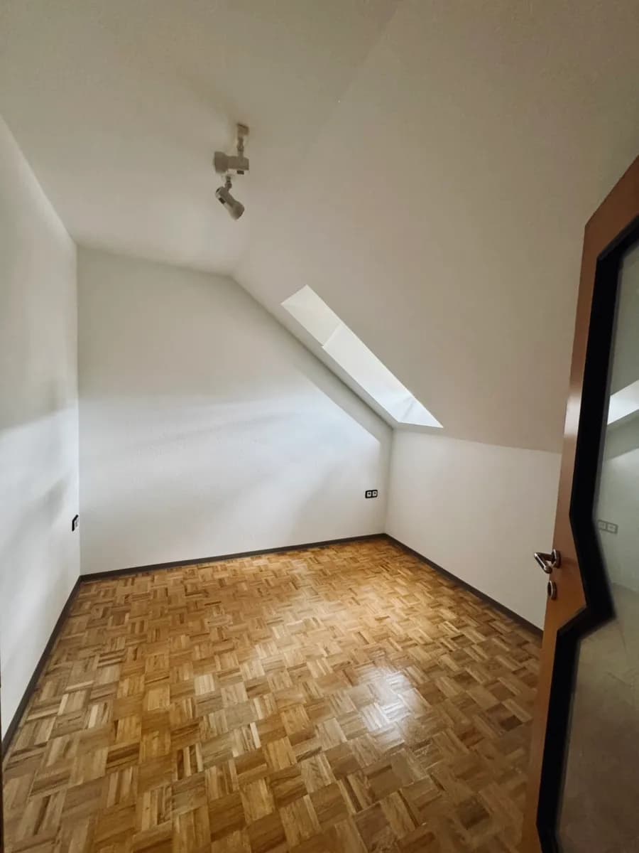 8-Zimmer-Haus mieten in Sankt Pölten Land – 245 m², € 1.790 – Bild 23 von 26