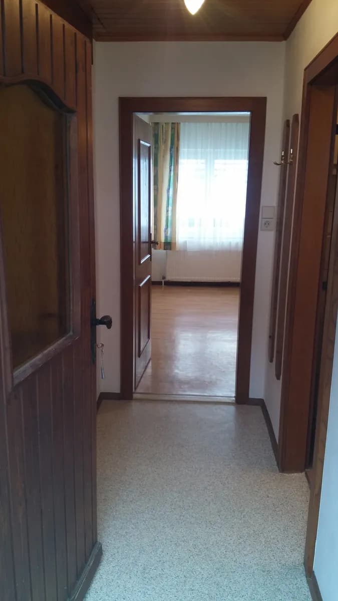 2-Zimmer-Wohnung mieten in Neunkirchen – 50 m², € 500 – Bild 5 von 11