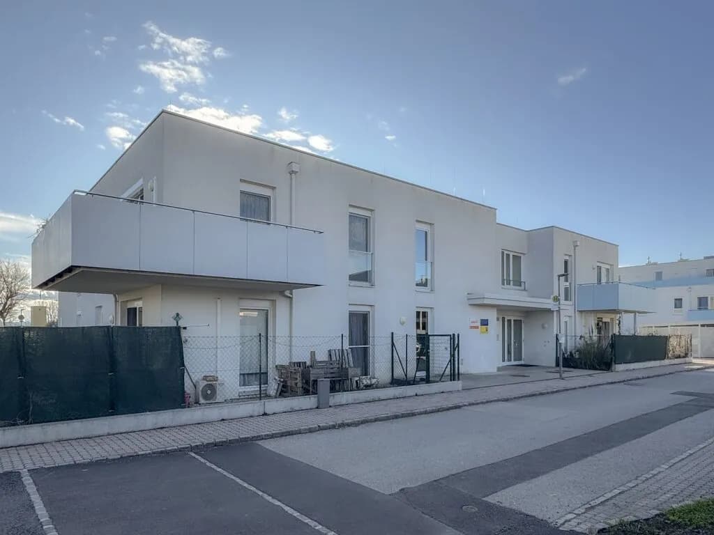 1-Zimmer-Wohnung mieten in Baden – 50,93 m², € 720 – Bild 1 von 4
