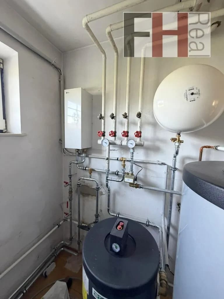 6-Zimmer-Haus kaufen in Bruck an der Leitha – 172,93 m², € 570.000 – Bild 28 von 30