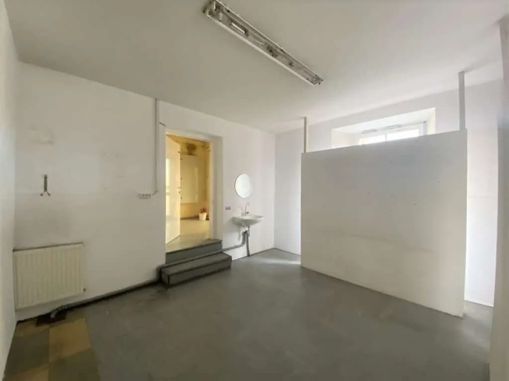 4-Zimmer-Gewerbeimmobilie mieten in Weiz – 212 m², € 1.441 – Bild 7 von 10