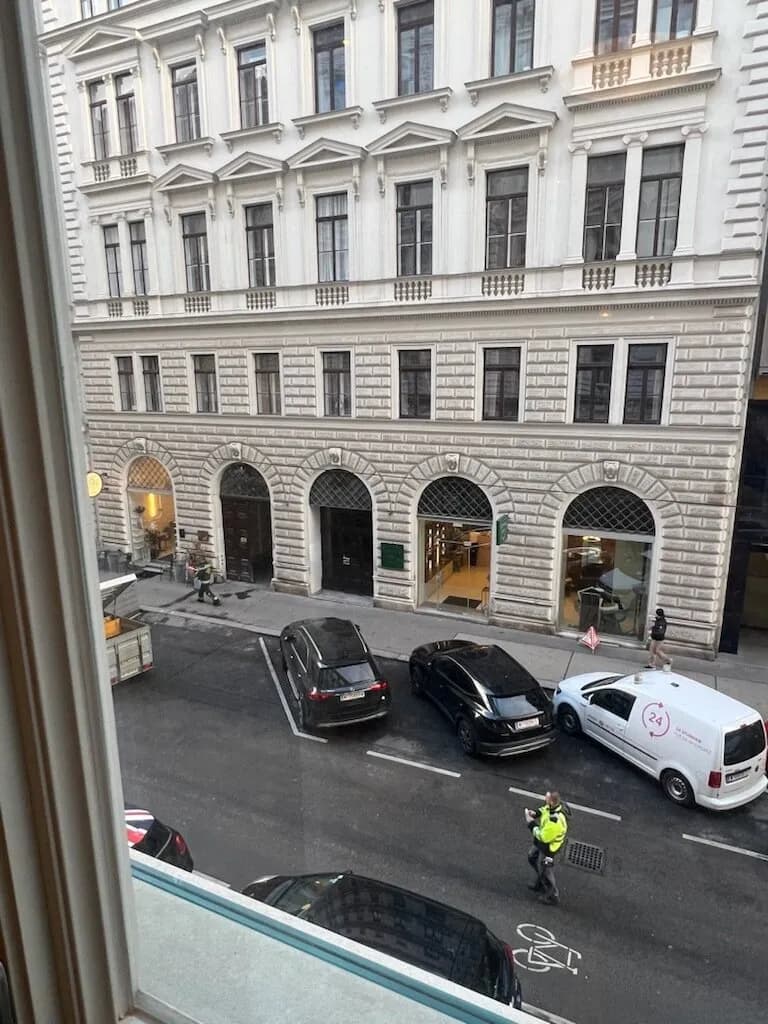 2-Zimmer-Wohnung mieten in Wien – 108,58 m², € 4.645 – Bild 22 von 28