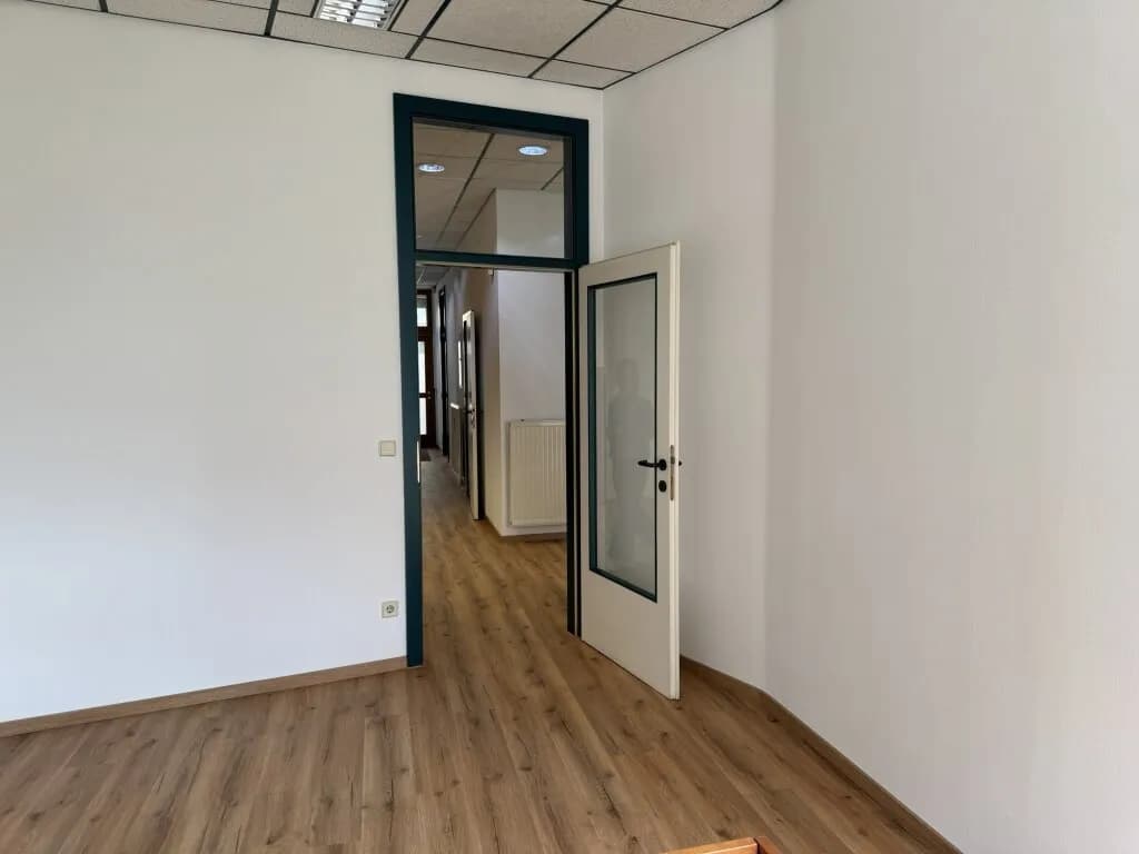 4-Zimmer-Gewerbeimmobilie mieten in Graz – 123 m², € 1.367 – Bild 7 von 10