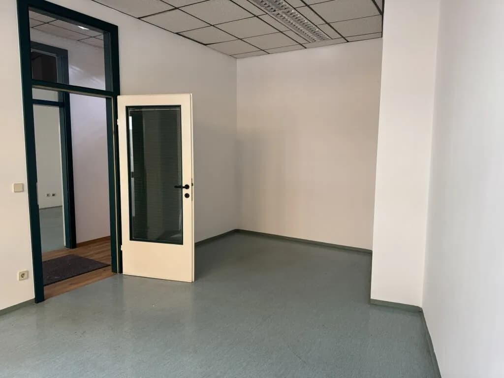 4-Zimmer-Gewerbeimmobilie mieten in Graz – 123 m², € 1.367 – Bild 8 von 10