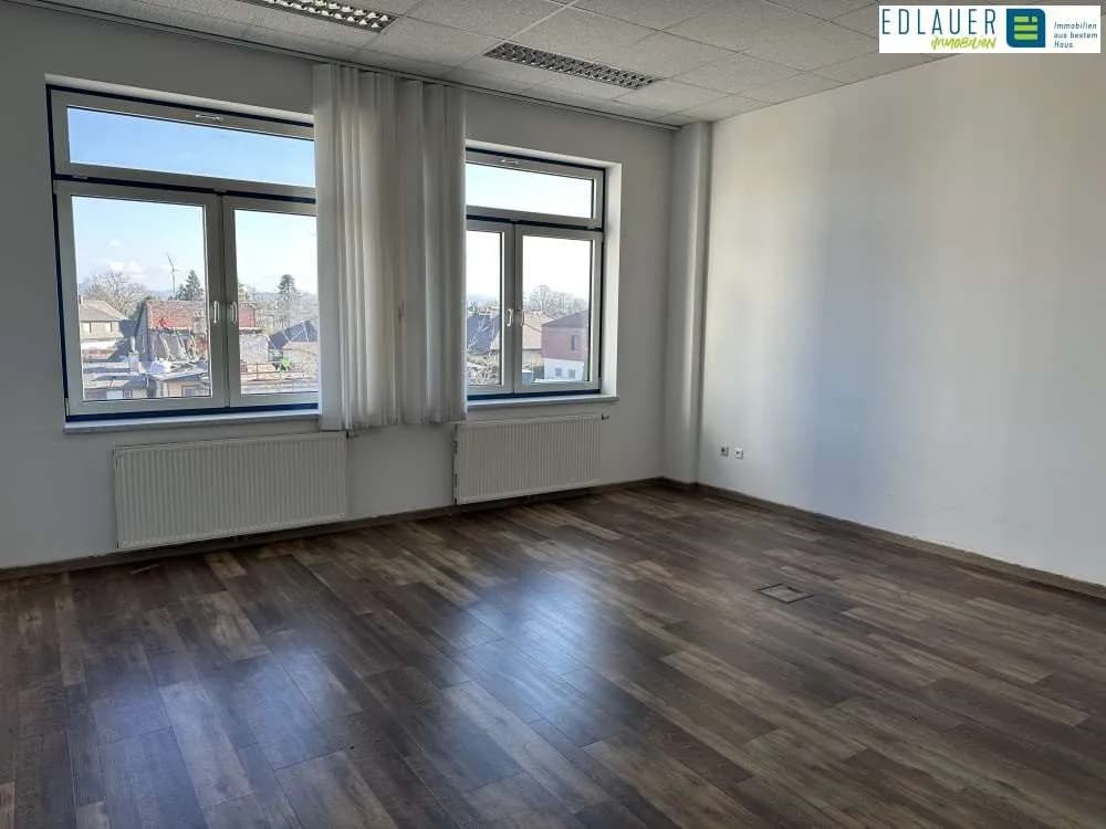 10-Zimmer-Gewerbeimmobilie mieten in Sankt Pölten – 444 m², € 5.407 – Bild 2 von 7