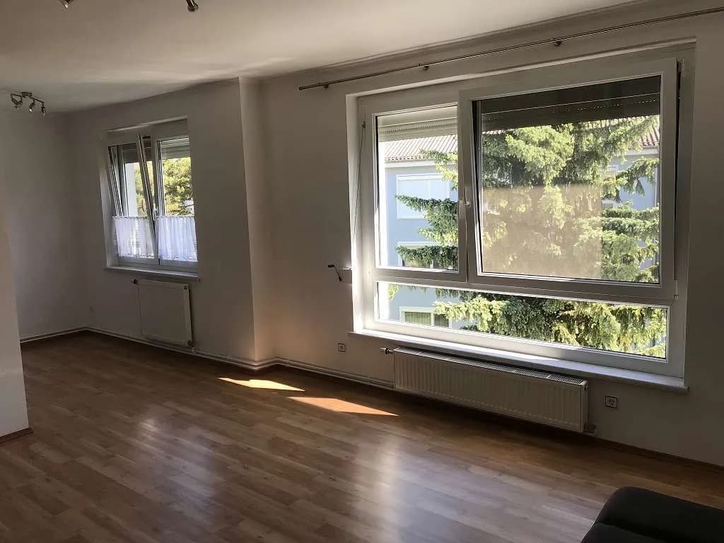 1-Zimmer-Wohnung mieten in Gänserndorf – 42 m², € 430 – Bild 1 von 12