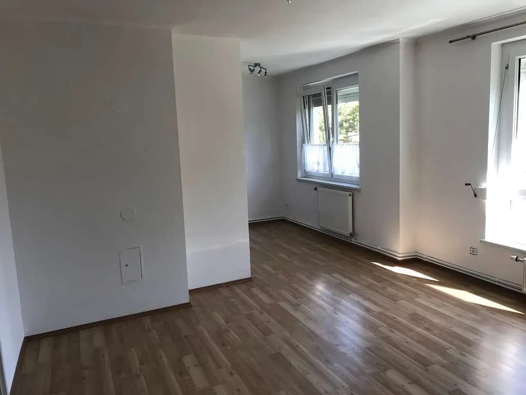 1-Zimmer-Wohnung mieten in Gänserndorf – 42 m², € 430 – Bild 2 von 12