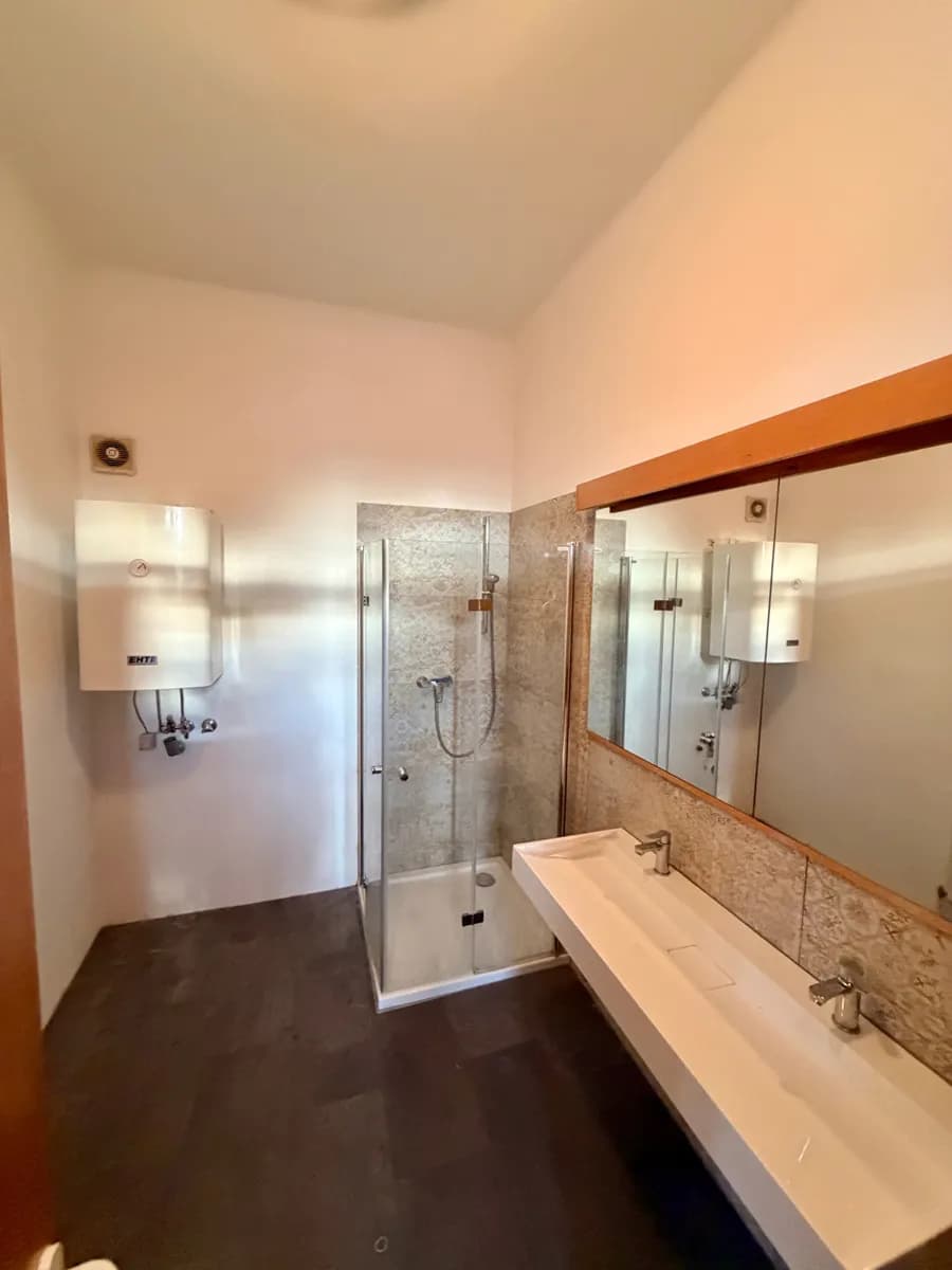 Immobilie mieten in Wien – 207 m², € 2.500 – Bild 12 von 22