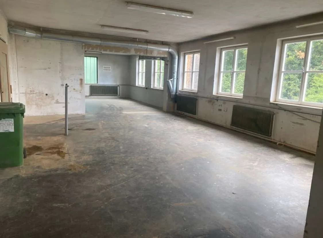 Gewerbeimmobilie kaufen in Neunkirchen – 650 m², € 295.000 – Bild 4 von 12