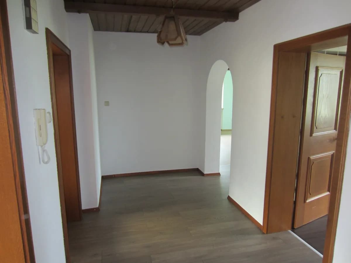 3-Zimmer-Wohnung mieten in Hallein – 95 m², € 1.400 – Bild 2 von 8