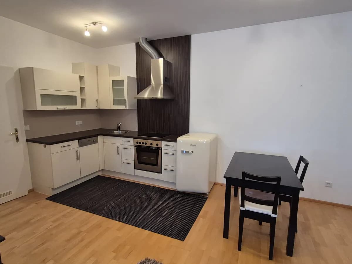 2-Zimmer-Wohnung mieten in Wien – 44 m², € 880 – Bild 2 von 7