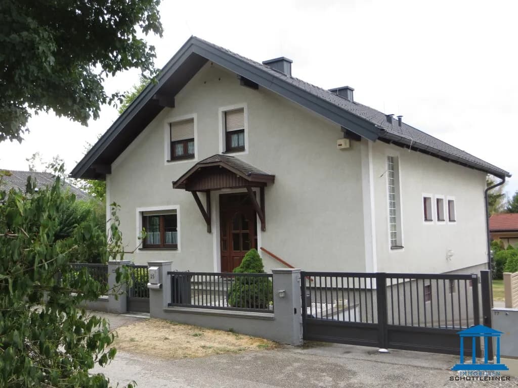 6-Zimmer-Haus kaufen in Wiener Neustadt Land – 137 m², € 450.000 – Bild 1 von 26