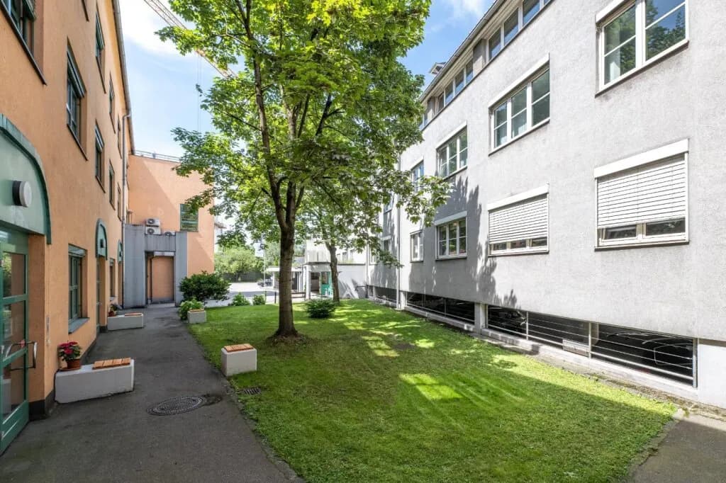 6-Zimmer-Gewerbeimmobilie mieten in Linz – 136 m², € 2.181 – Bild 2 von 15