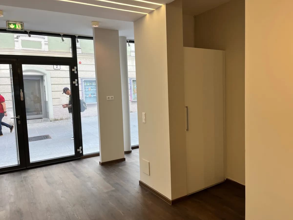 Gewerbeimmobilie mieten in Sankt Pölten – 200 m², € 2.800 – Bild 3 von 6