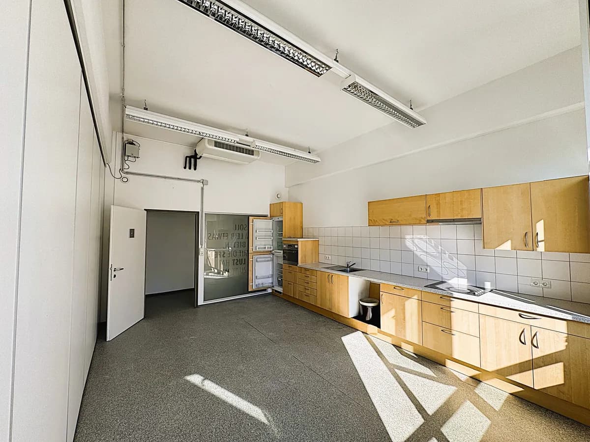 Gewerbeimmobilie mieten in Wien – 654 m² – Bild 13 von 13