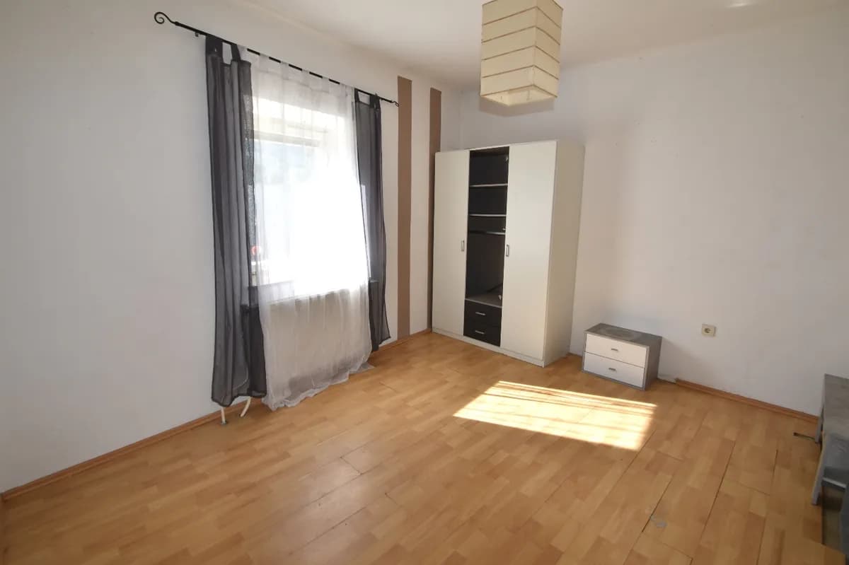 14-Zimmer-Immobilie kaufen in Amstetten – 375 m², € 650.000 – Bild 13 von 32