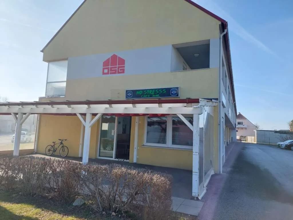 6-Zimmer-Gewerbeimmobilie mieten in Jennersdorf – 76 m², € 866 – Bild 1 von 6