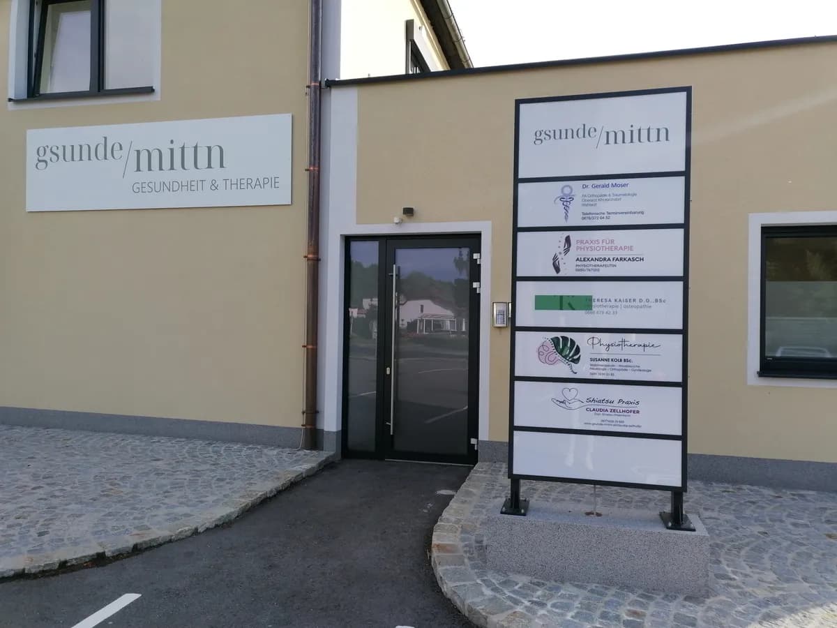 Gewerbeimmobilie mieten in Wels-Land – 30 m², € 20 – Bild 1 von 13