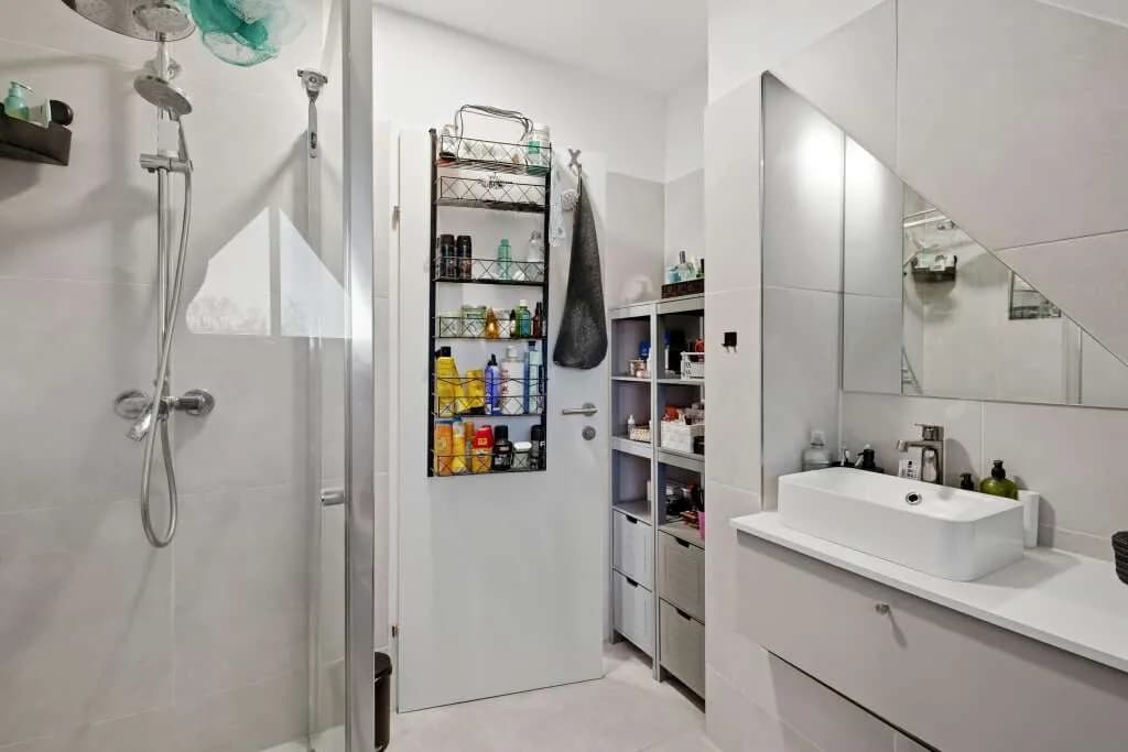 2-Zimmer-Wohnung kaufen in Wels – 74 m², € 200.000 – Bild 7 von 11