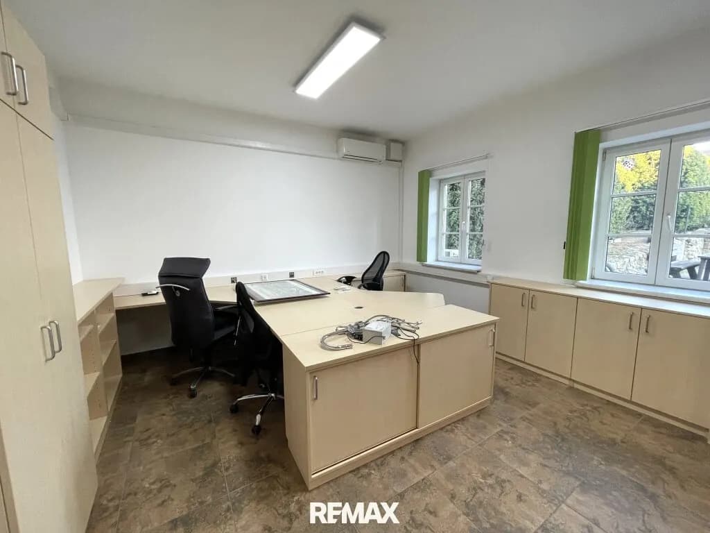 Gewerbeimmobilie mieten in Amstetten – 30 m², € 378 – Bild 2 von 5