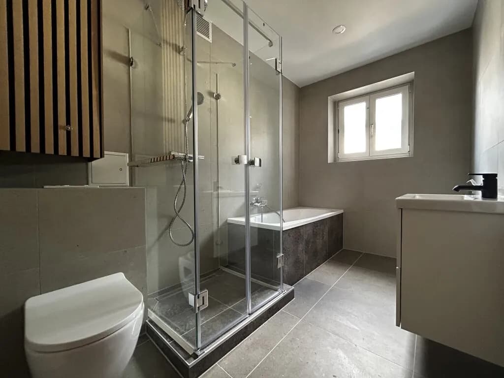 2-Zimmer-Wohnung mieten in Baden – 74,22 m², € 999 – Bild 3 von 9