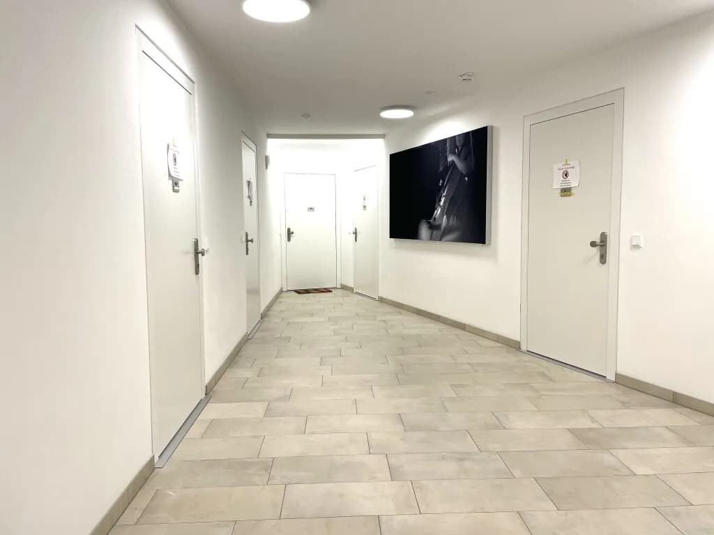 1-Zimmer-Wohnung mieten in Linz – 42 m², € 750 – Bild 23 von 33