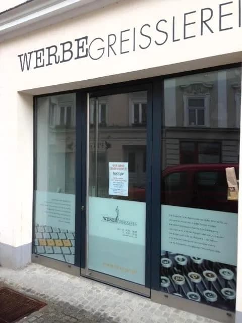 Gewerbeimmobilie mieten in Wels – 59 m² – Bild 1 von 3