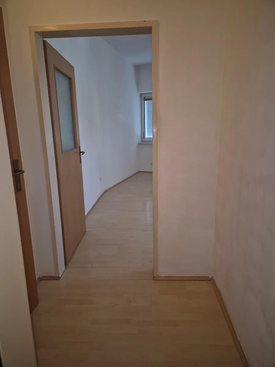 1-Zimmer-Wohnung mieten in Graz – 30 m², € 390 – Bild 2 von 10