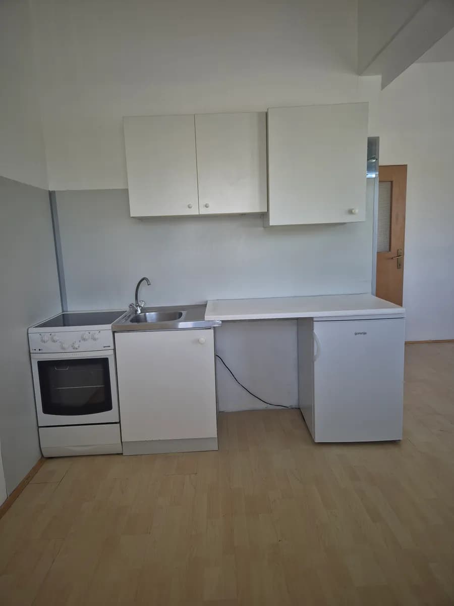 1-Zimmer-Wohnung mieten in Graz – 30 m², € 390 – Bild 8 von 10