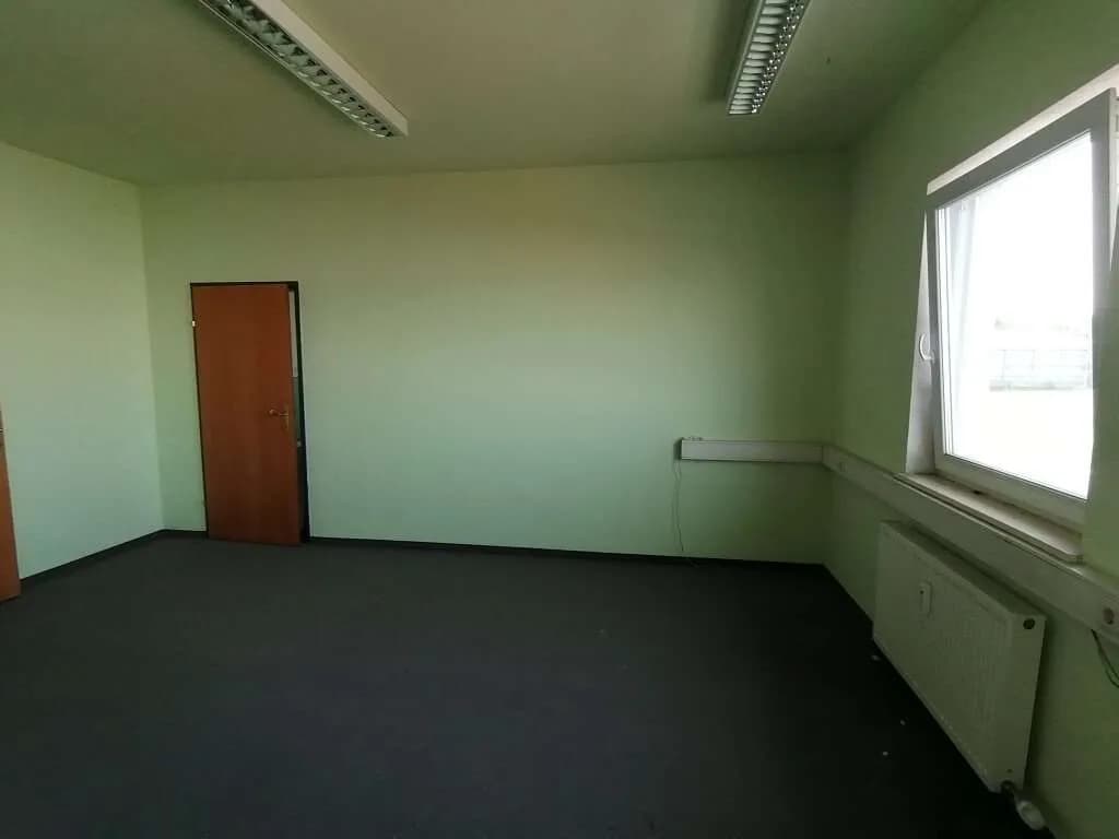 Gewerbeimmobilie mieten in Salzburg-Umgebung – 129 m², € 6 – Bild 8 von 10