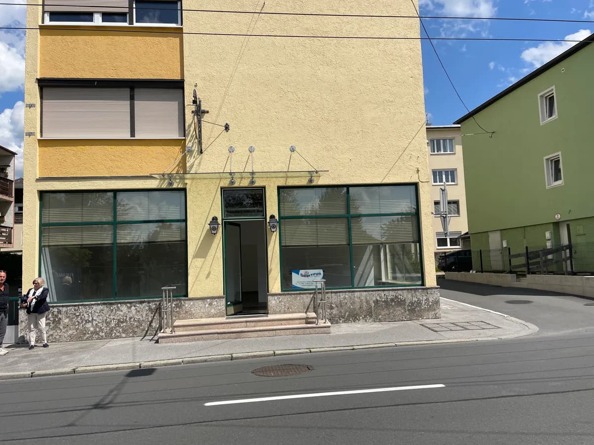 2-Zimmer-Gewerbeimmobilie mieten in Salzburg Stadt – 78 m², € 1.980 – Bild 2 von 8