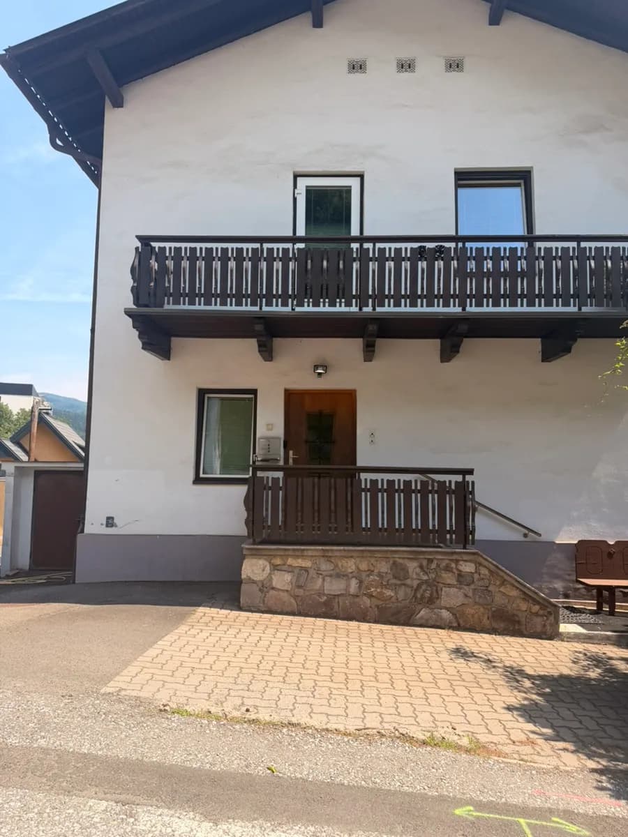 7-Zimmer-Immobilie kaufen in Leoben – 175 m², € 270.000 – Bild 1 von 5