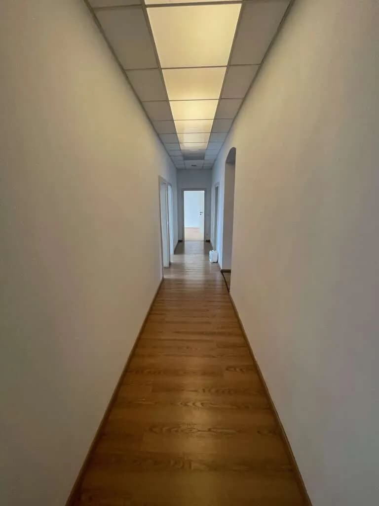 6-Zimmer-Gewerbeimmobilie mieten in Wien – 137 m², € 3.134 – Bild 8 von 19