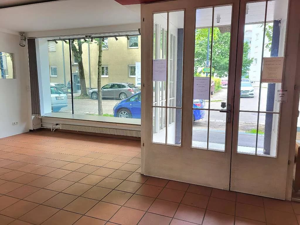 Gewerbeimmobilie mieten in Wels – 80 m², € 920 – Bild 2 von 10