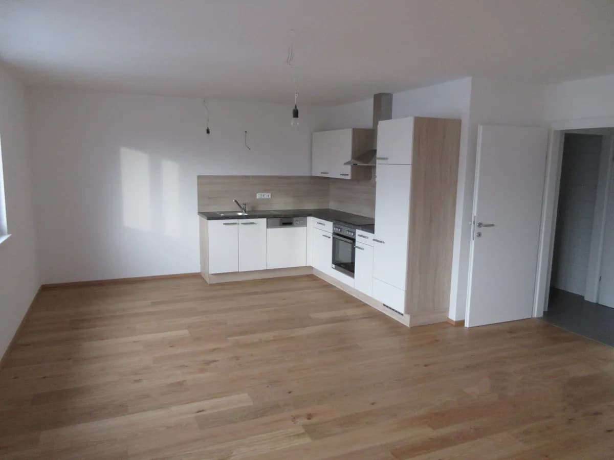 Wohnung mieten in Wels – 63 m², € 830 – Bild 1 von 11