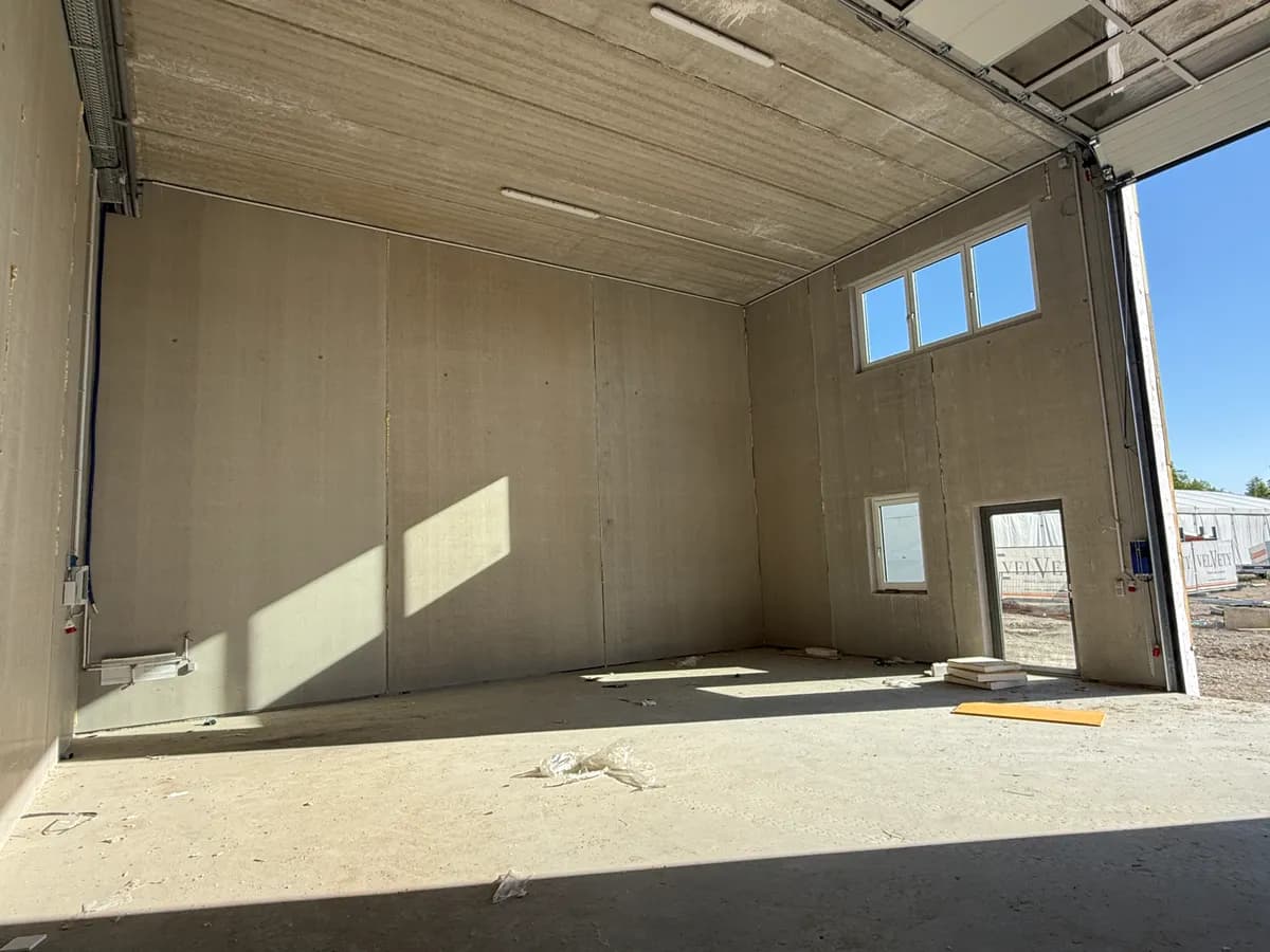 Gewerbeimmobilie mieten in Linz Land – 168 m², € 1.927 – Bild 1 von 6