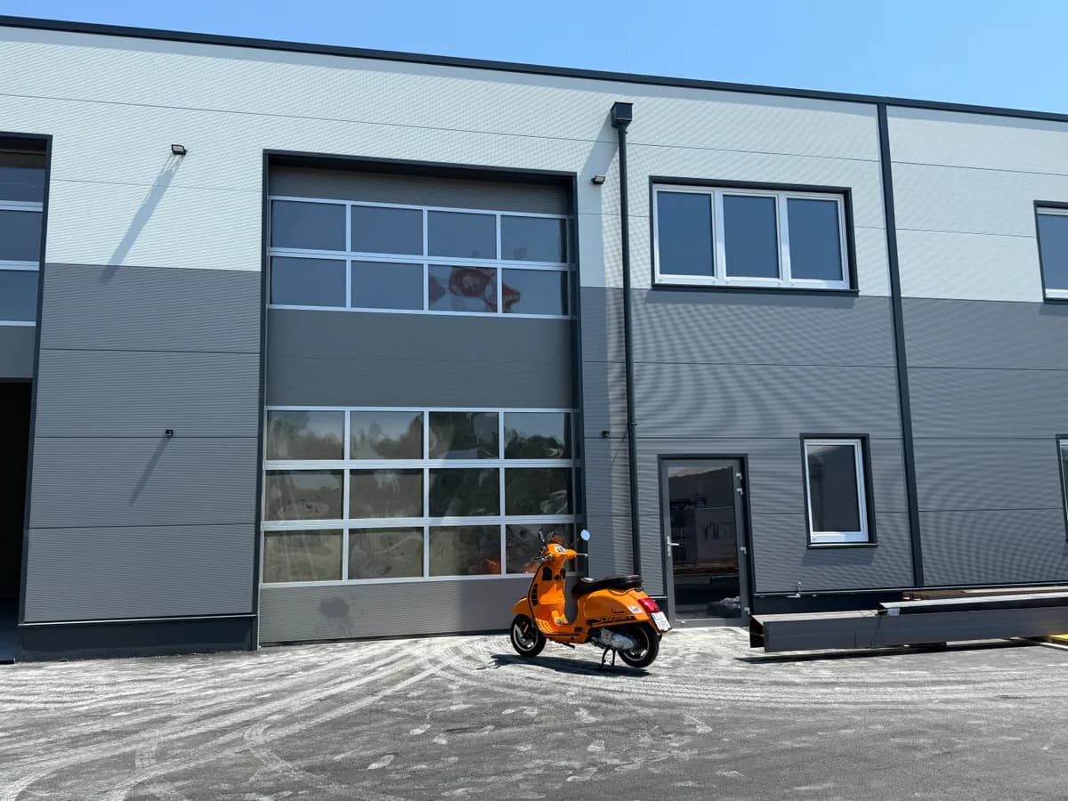 Gewerbeimmobilie mieten in Linz Land – 168 m², € 1.927 – Bild 2 von 6