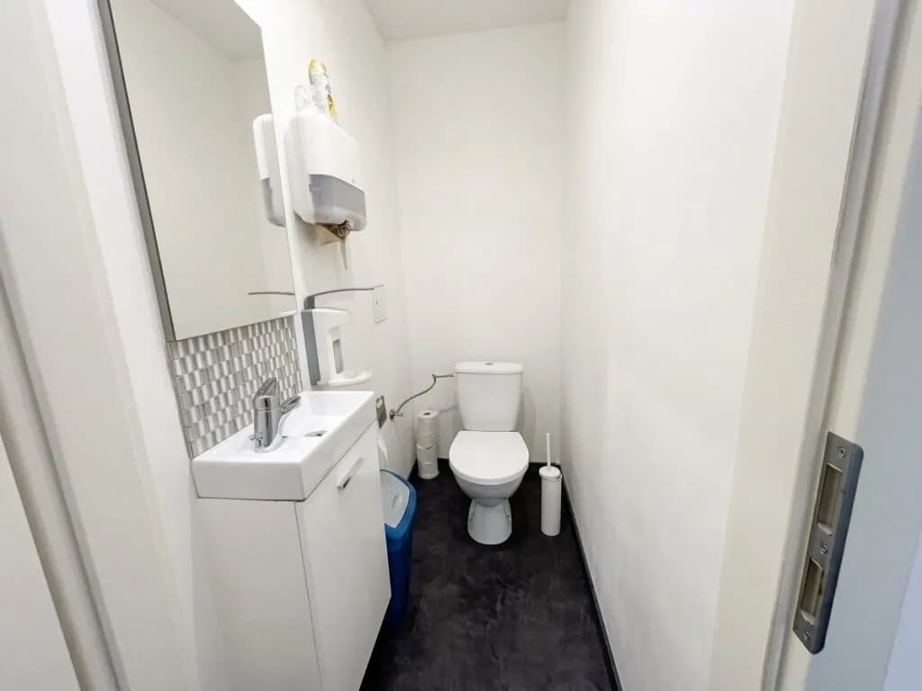 Gewerbeimmobilie mieten in Linz – € 850 – Bild 9 von 11